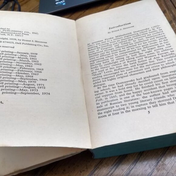 Crime and Punishment Book 1959 Vintage Edition - Picture 3 of 5